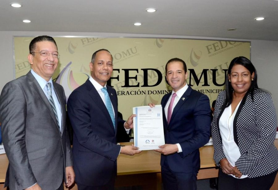 OPTIC y FEDOMU certifican primeros portales web de ayuntamientos