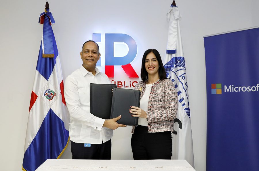 OPTIC y Microsoft firman acuerdo para apoyar el Gobierno Digital, Abierto y Transparente