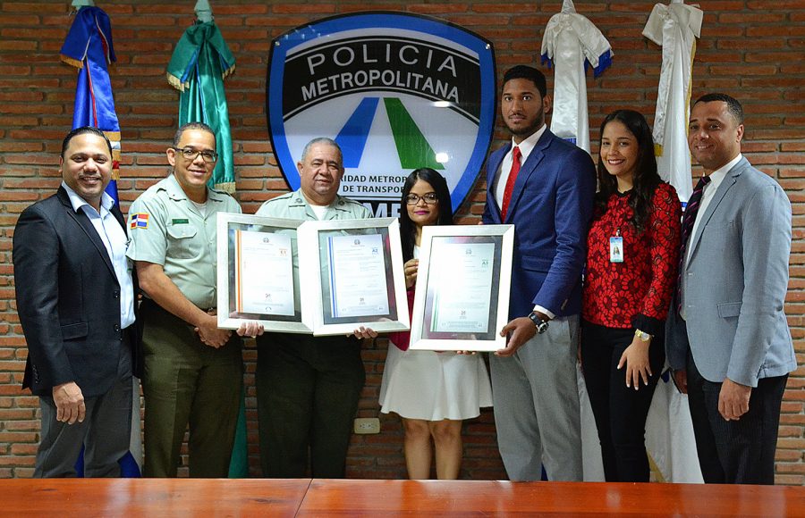 OPTIC y DIGEIG entregan certificados NORTIC A2 y A3 a DIGESETT-AMET