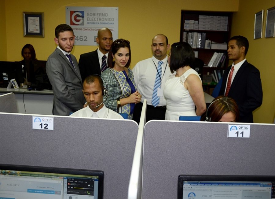 Delegación Hondureña recorre Call Center del Estado dominicano