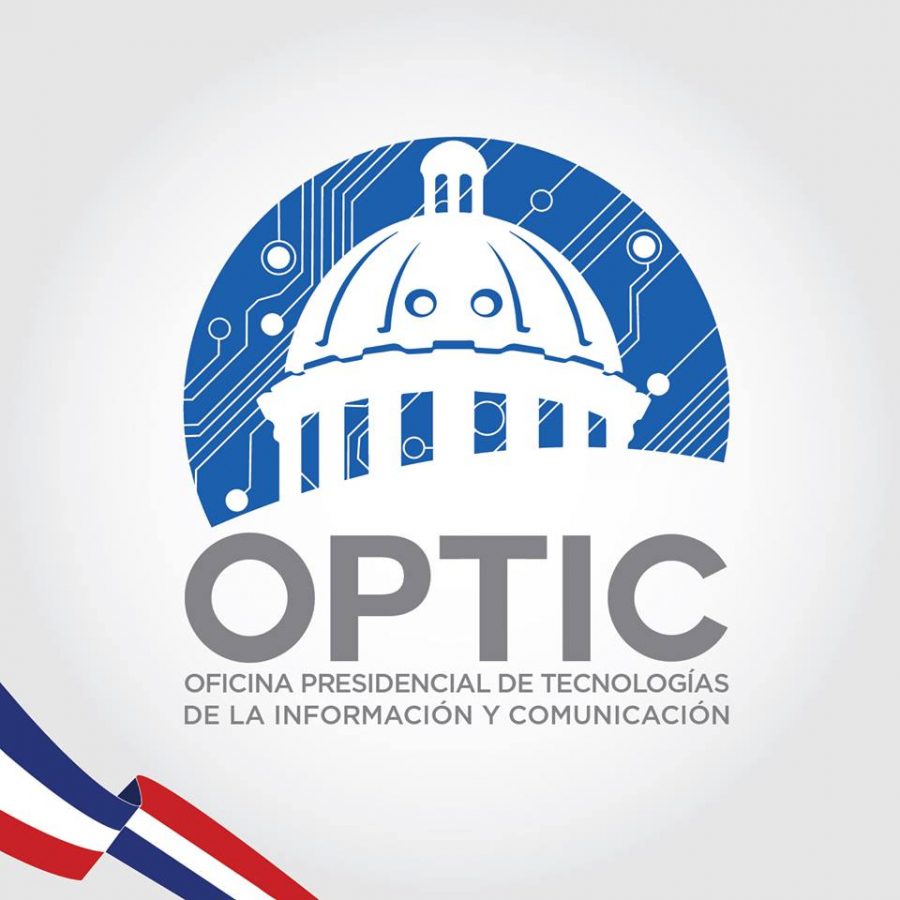 OPTIC dona computadoras al Ministerio de las Fuerzas Armadas