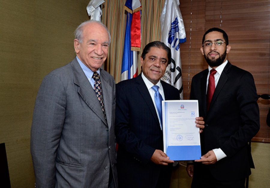 Departamento Aeroportuario lanza su portal web; OPTIC lo certifica bajo normativa NORTIC A2