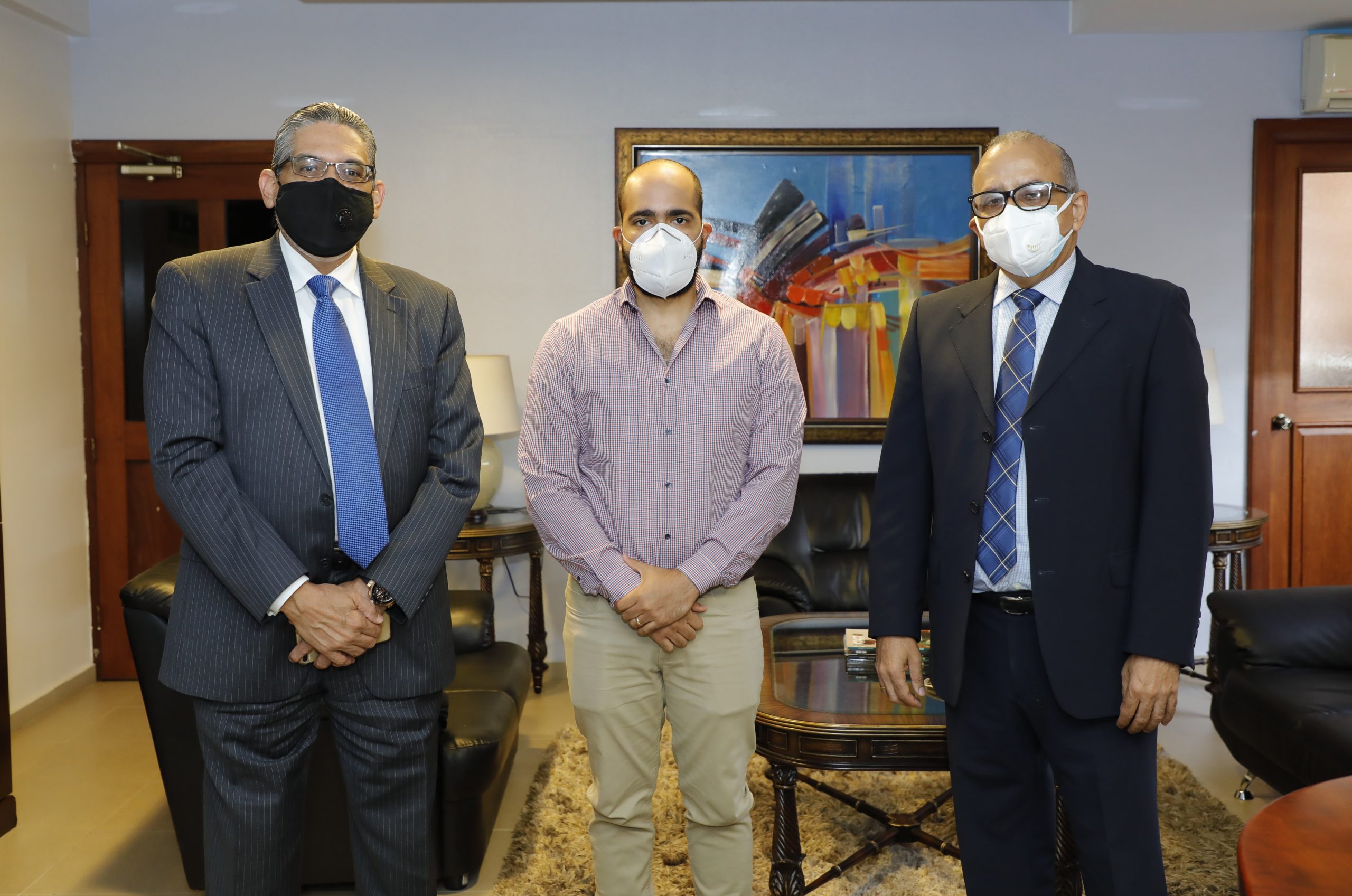 La OPTIC colaborará en la ampliación del sistema tecnológico de Salud Pública.