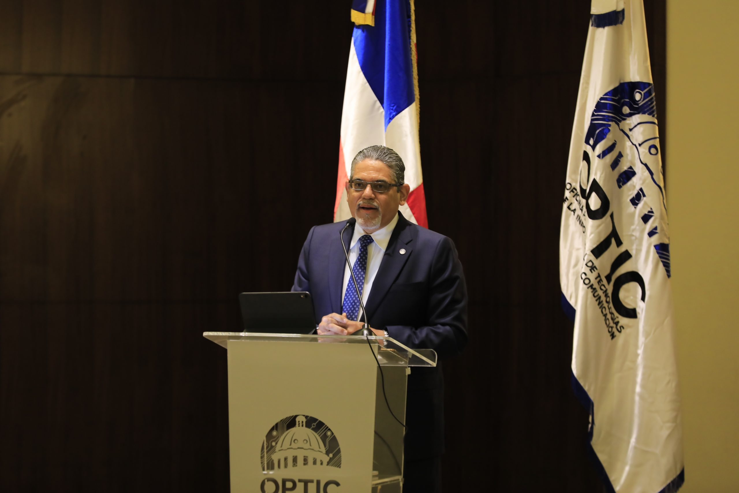Director OPTIC pondera la necesidad de establecer la identidad digital y de interoperabilidad en el Estado dominicano