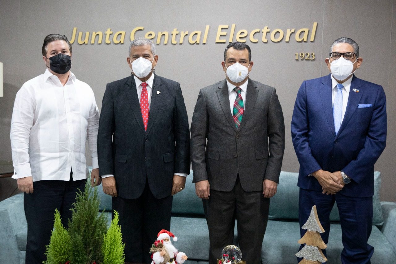 Burocracia Cero: Simplificarán trámites de la JCE