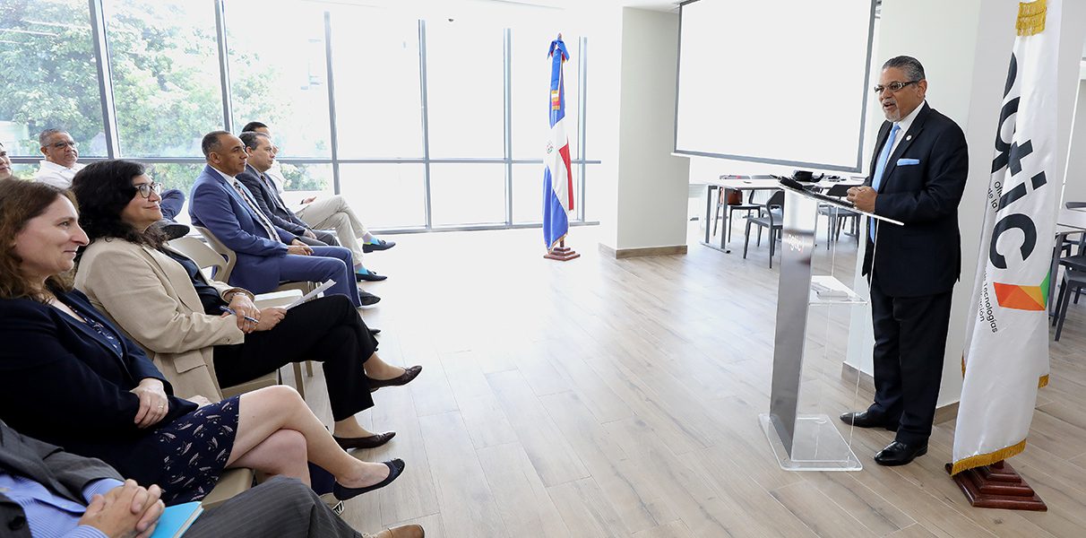 OGTIC y CEPAL exponen resultados en construcción de un modelo de gobernanza digital en el país