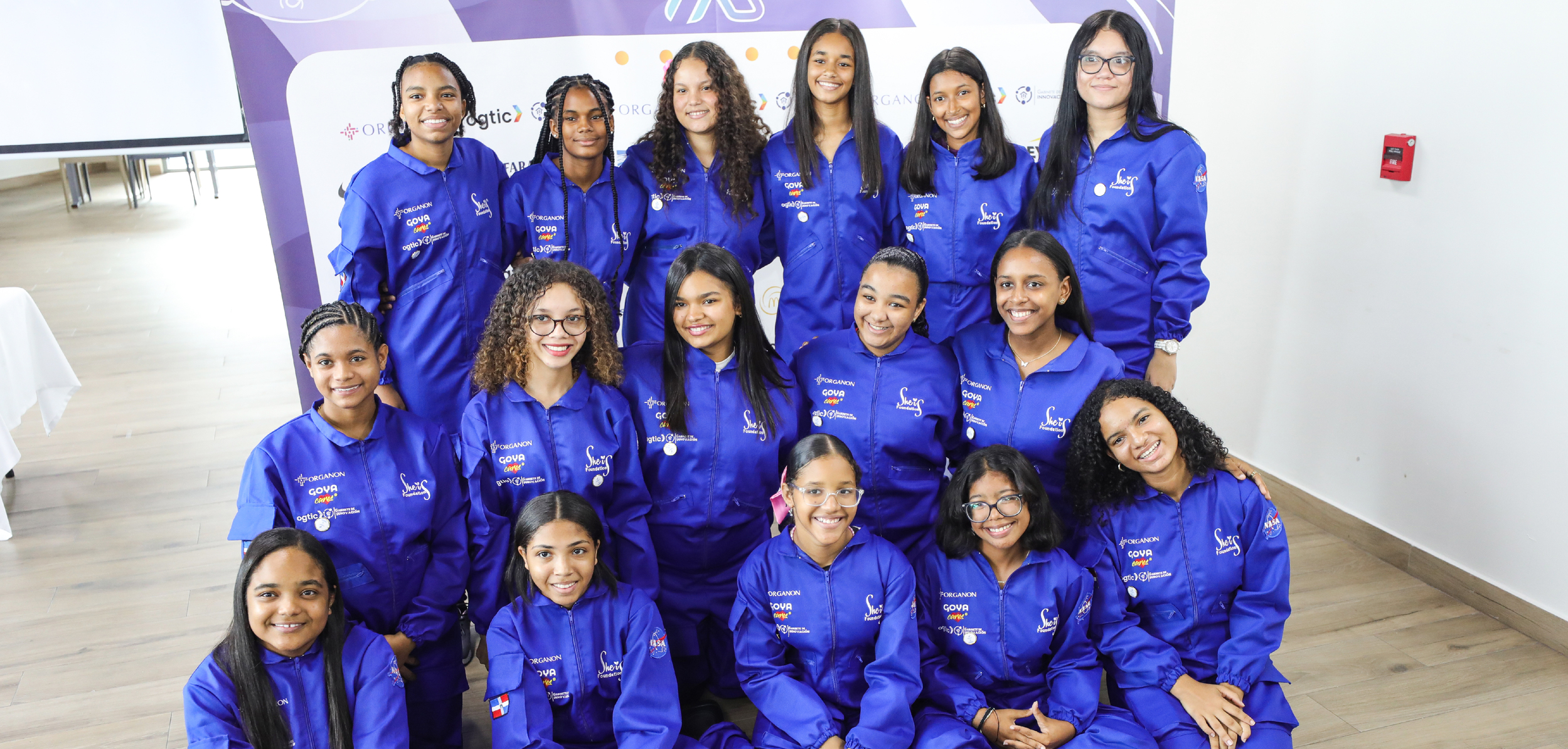 Ella es Astronauta: empoderando a las mujeres que liderarán el futuro de la ciencia, tecnología e innovación