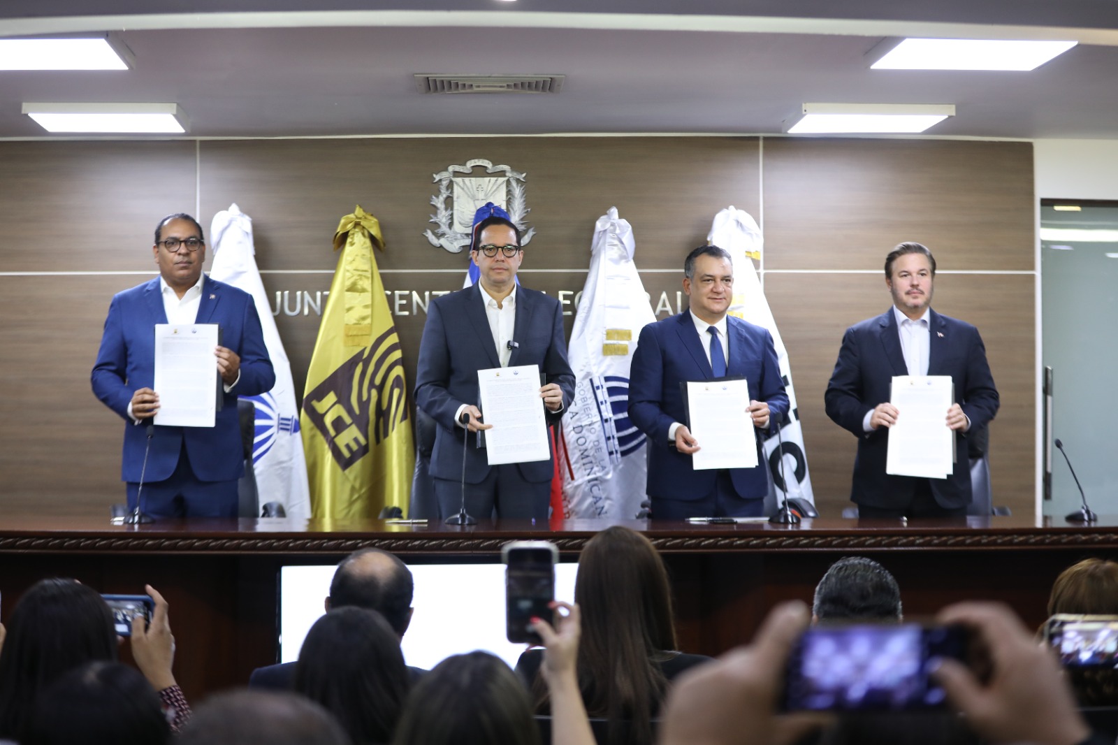 Entidades firman acuerdo sobre sistema nacional de registro civil